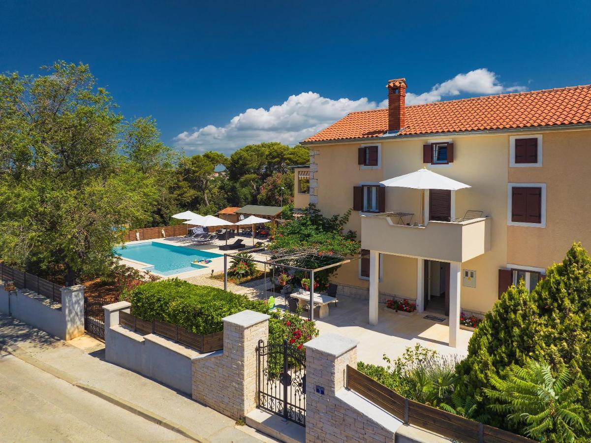 Apartments Vita Vinkuran Zewnętrze zdjęcie